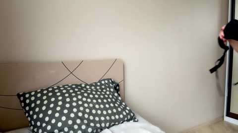 kitty2003preaty @ bongacams on 20251105