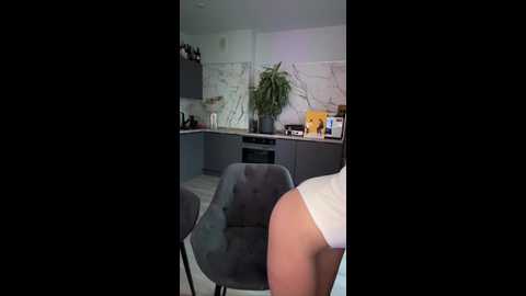 ann_den @ bongacams on 20251106