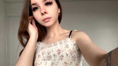 lil_ro_xo @ bongacams on 20251106