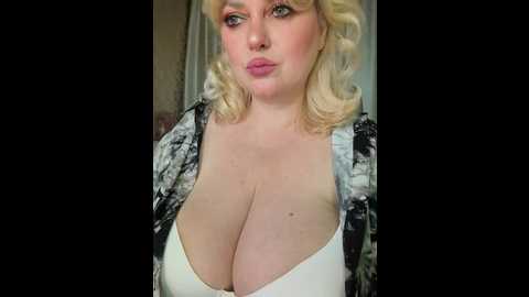 janna37 @ bongacams on 20251107