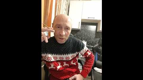 innokentiy449 @ bongacams on 20251110