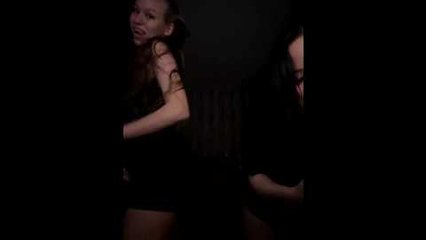 emyeva @ bongacams on 20251111