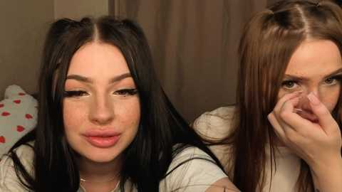 lisaanddenis @ bongacams on 20251112