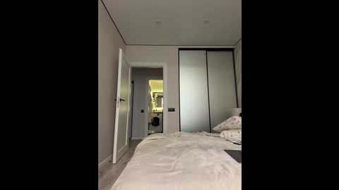 parissaintgermain @ bongacams on 20251112