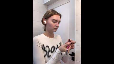 nezukoo @ bongacams on 20251113