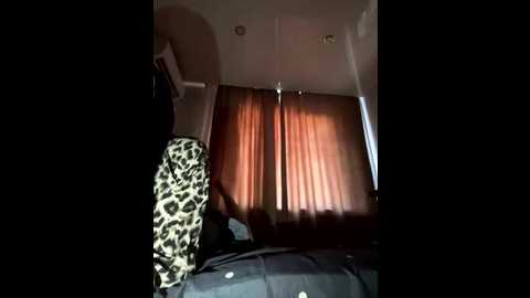 milamia @ bongacams on 20251114