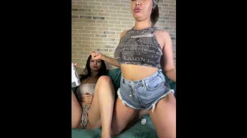 karolina7 @ bongacams on 20251115