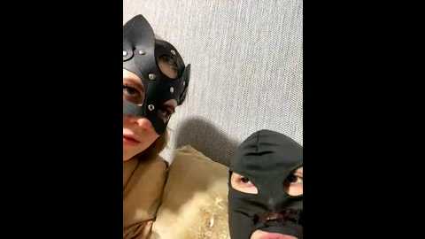 xzibitzi @ bongacams on 20251116