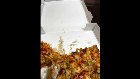 flora8845 @ bongacams on 20251118