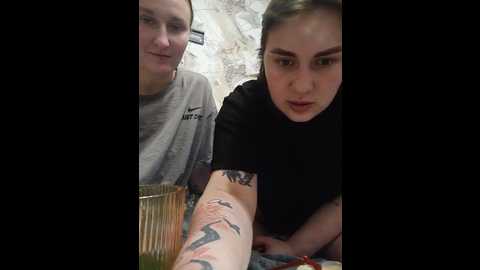 olesya4515 @ bongacams on 20251119