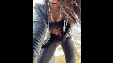 linahelen @ bongacams on 20251121