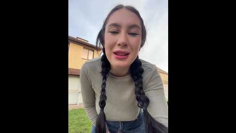 curvywoman_ @ bongacams on 20251122