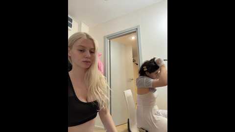 vibromashulkadashulka @ bongacams on 20251122