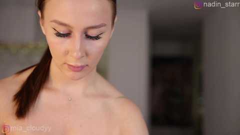 whorerobot @ bongacams on 20251122