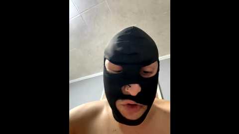 xzibitzi @ bongacams on 20251123