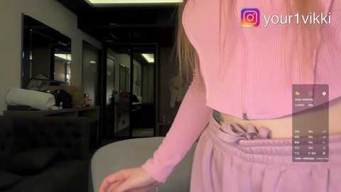 _vikkil0vescheese_ @ bongacams on 20251126