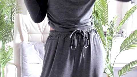 annadaisy1 @ bongacams on 20251126