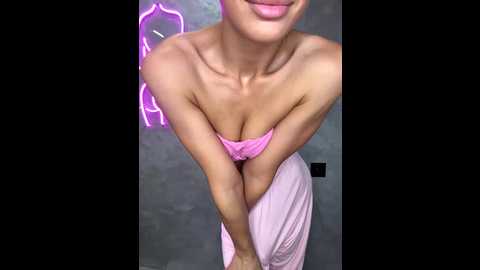 viki_05 @ bongacams on 20251127