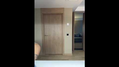 sweetpeach77 @ bongacams on 20251130