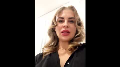 elena90 @ bongacams on 20251201