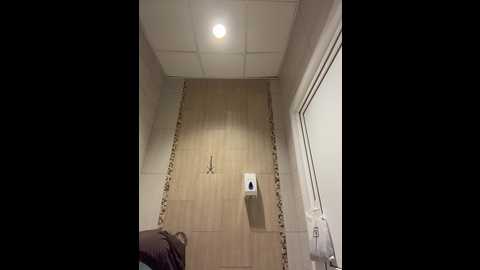 likachkaa @ bongacams on 20251201