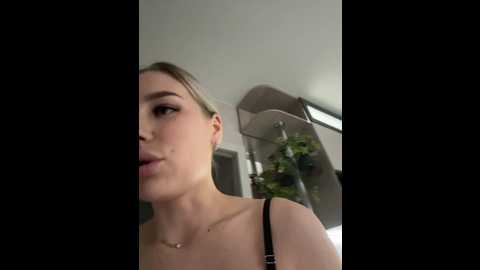 lovensesgirl @ bongacams on 20251204