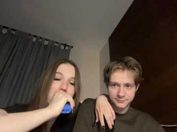 titsdestroy2007 @ bongacams on 20251204