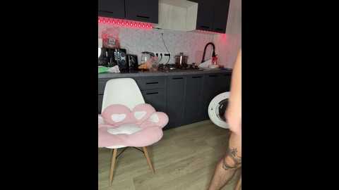 lallyrose @ bongacams on 20251205