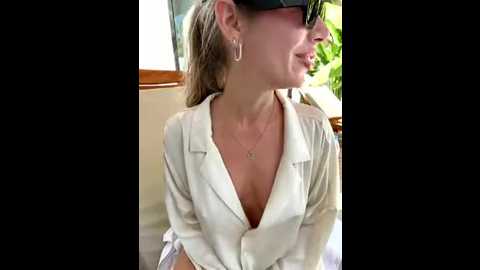 meow_777 @ bongacams on 20251206