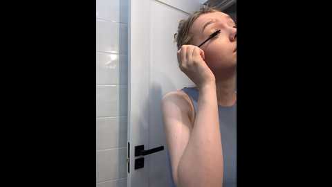 nezukoo @ bongacams on 20251207