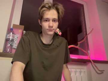 titsdestroy2007 @ bongacams on 20251210