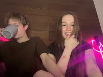 titsdestroy2007 @ bongacams on 20251213