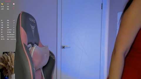 mia_mit @ bongacams on 20251230