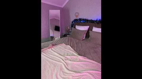 curvywoman_ @ bongacams on 20260111