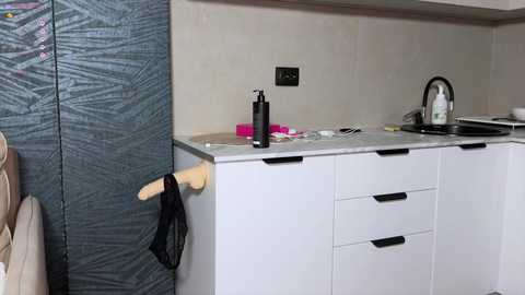 _molly_ @ bongacams on 20260112