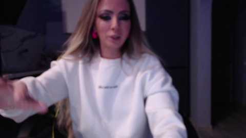 blondalina @ bongacams on 20260116