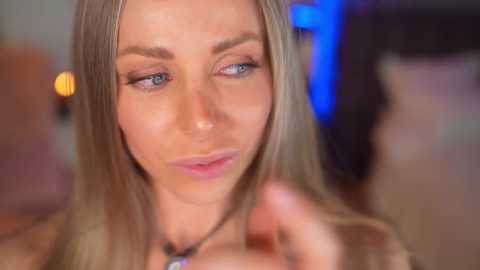 evafashionista @ bongacams on 20260121