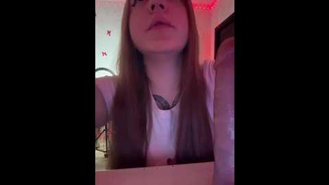 littledelora @ bongacams on 20260216