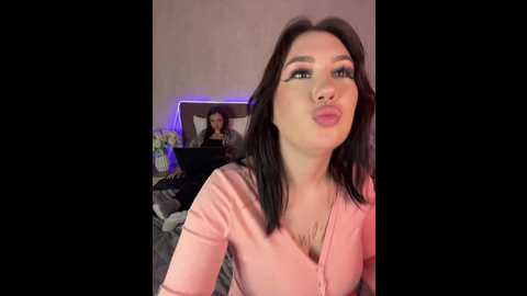 curvywoman_ @ bongacams on 20260218