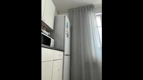 kiss_krisss @ bongacams on 20260219