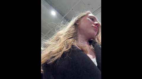 likachkaa @ bongacams on 20260301