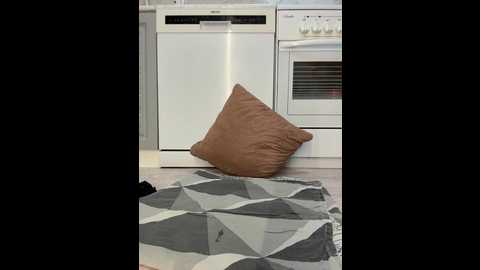 anyuta1212 @ bongacams on 20260409