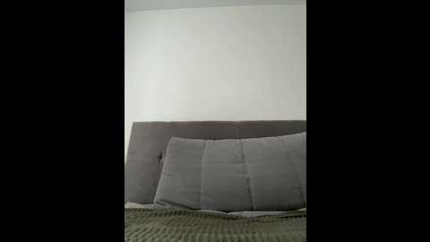 tati16 @ bongacams on 20260411