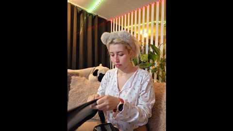 mialiahot @ bongacams on 20260414