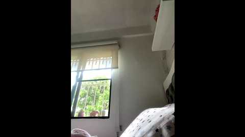 sallyeleins @ bongacams on 20260414