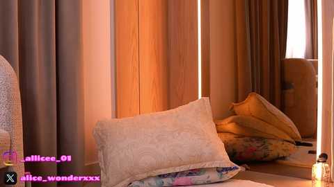 vanesasimon @ bongacams on 20260414