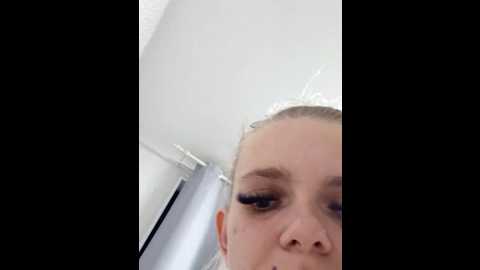 astahichalena @ bongacams on 20260415