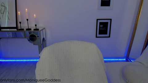 moniqueeass @ chaturbate on 20230904