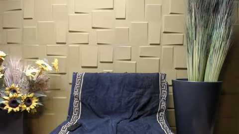 antoniovalentinidiamond @ chaturbate on 20230905