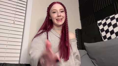 petite_scarlettt @ chaturbate on 20230907